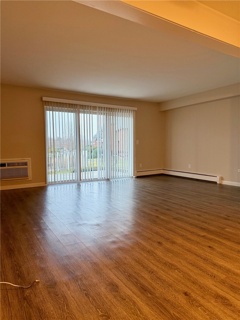 3 Admiralty Drive, Unit 33 Middletown, RI 02842 - Photo 7 of 19