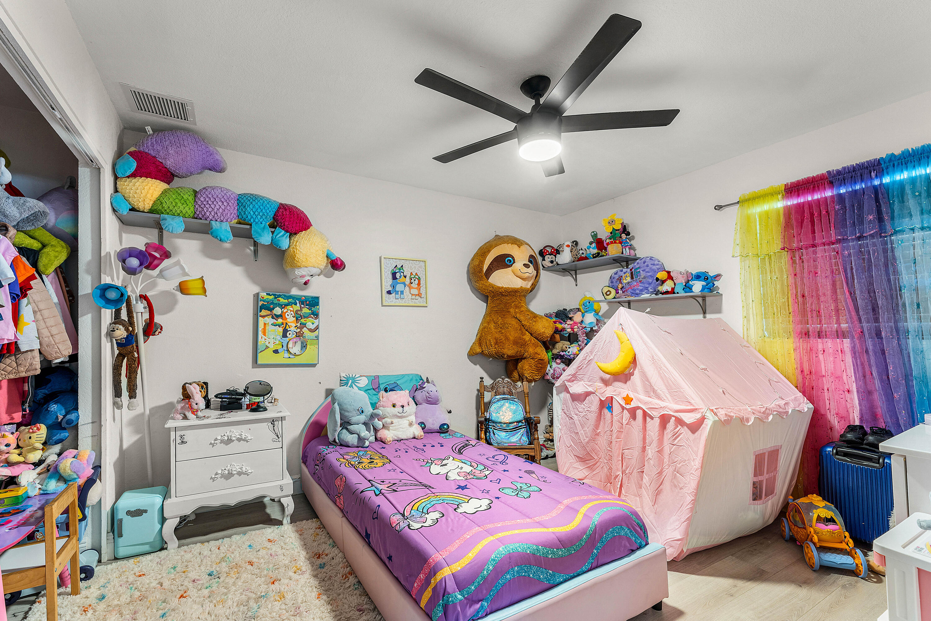 2907 Apalachee Road Palm Springs, FL 33406 - Photo 12 of 27 012-2907ApalacheeRoad-PalmSprings-FL-334