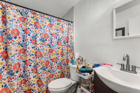 $584,000 | 2907 Apalachee Road, Palm Springs, FL 33406