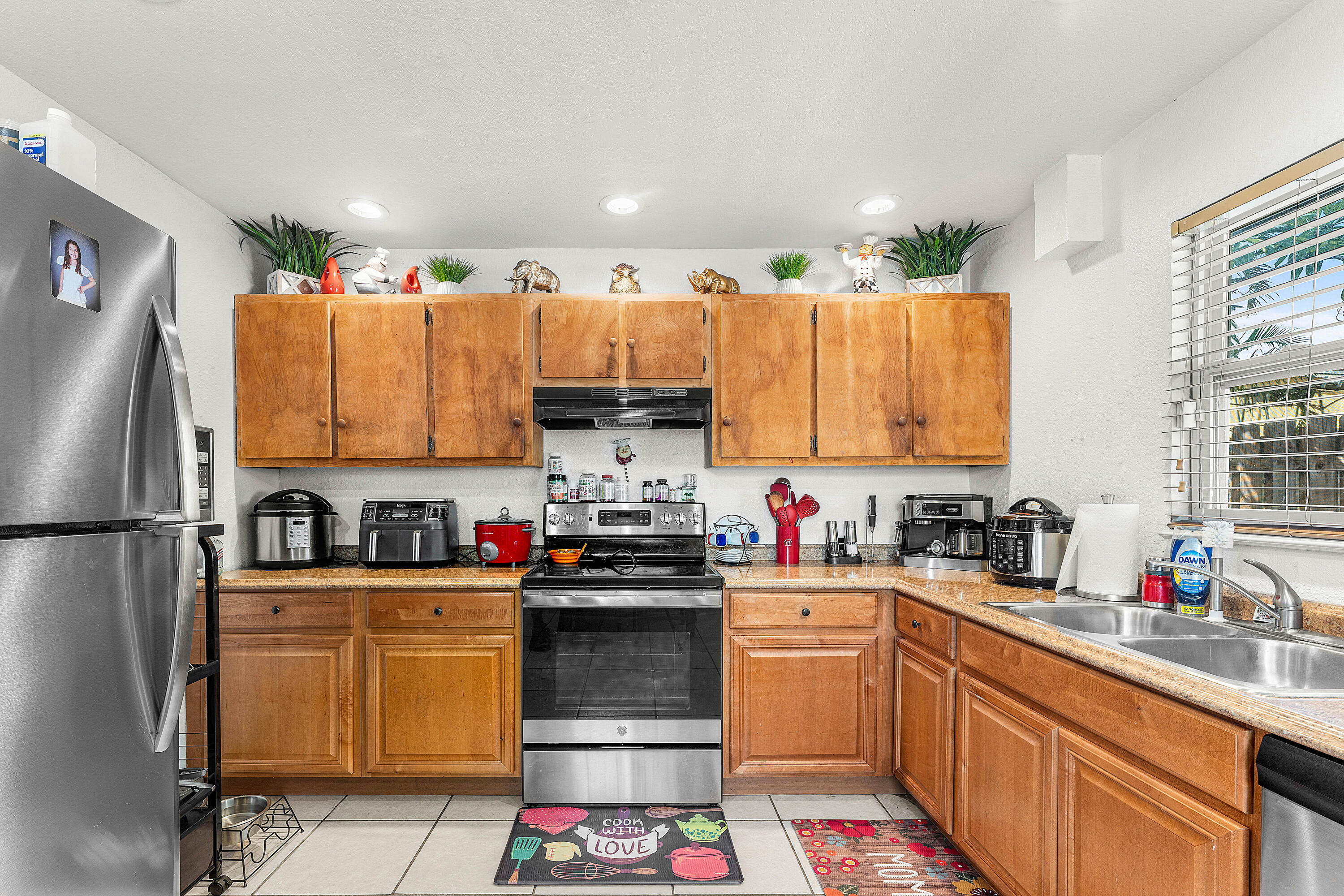 2907 Apalachee Road Palm Springs, FL 33406 - Photo 7 of 27 007-2907ApalacheeRoad-PalmSprings-FL-334