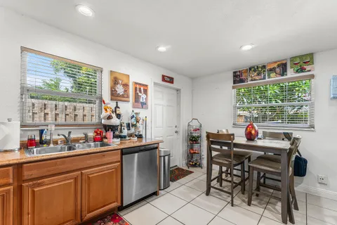 $584,000 | 2907 Apalachee Road, Palm Springs, FL 33406