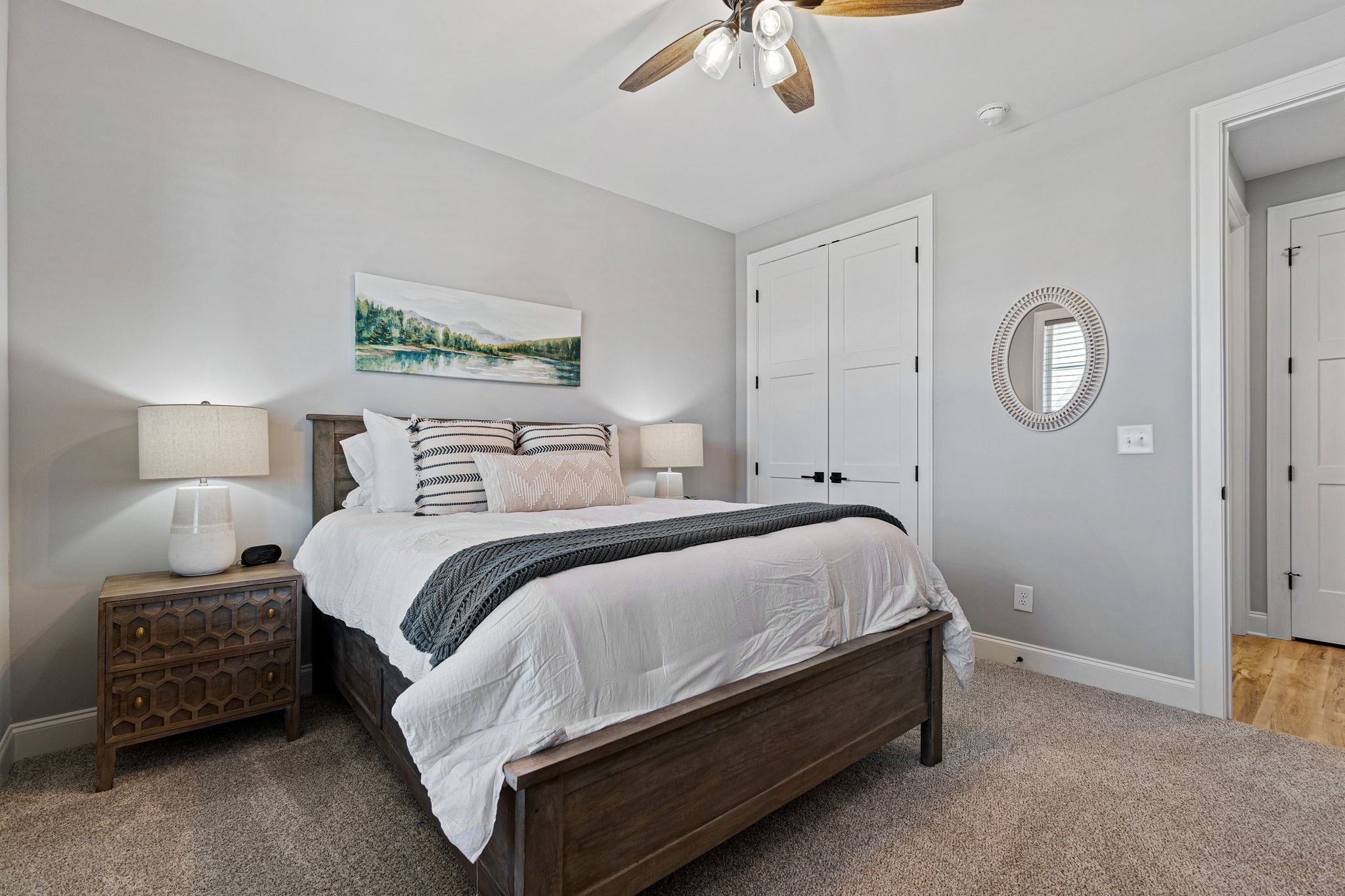 622 RIVER WATCH Way Winchester, TN 37398 - Photo 5 of 22 a bedroom with a bed and a chandelier