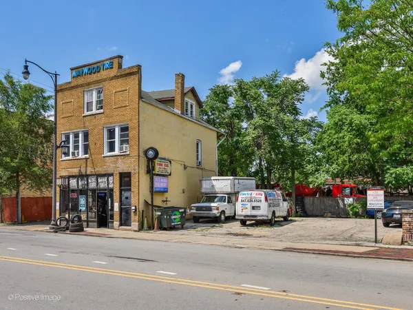 a car parked in front of a building