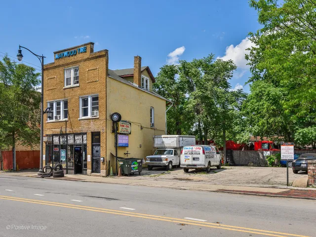 a car parked in front of a building