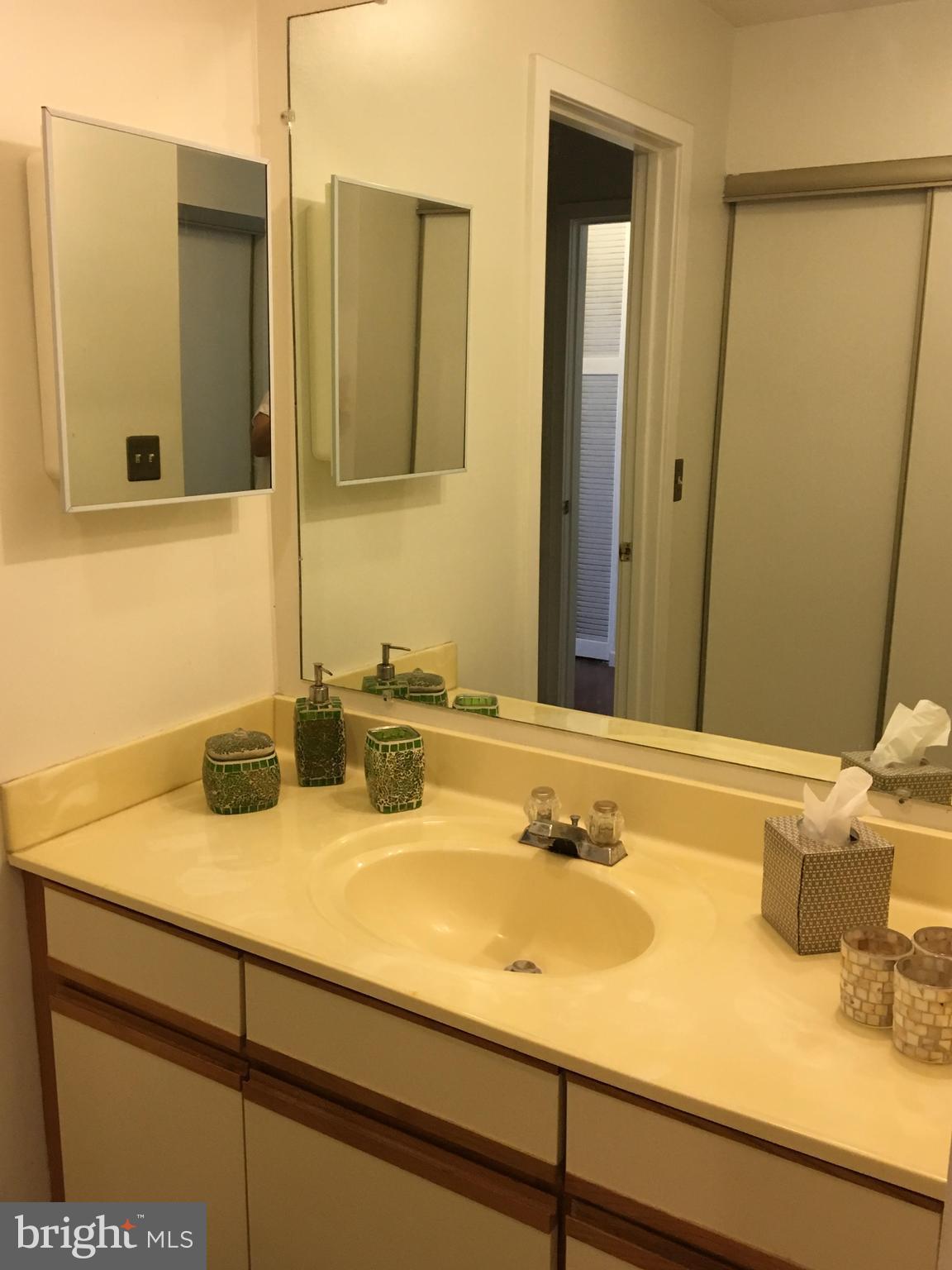 11710 Summerchase Circle, Unit E Reston, VA 20194 - Photo 19 of 34