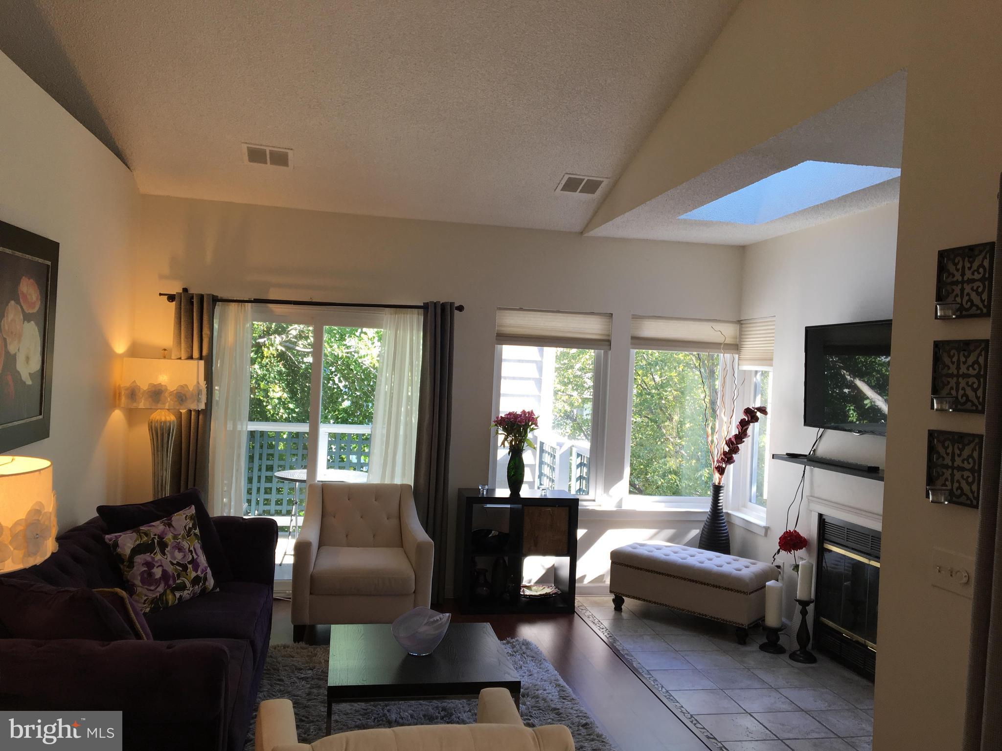 11710 Summerchase Circle, Unit E Reston, VA 20194 - Photo 6 of 34