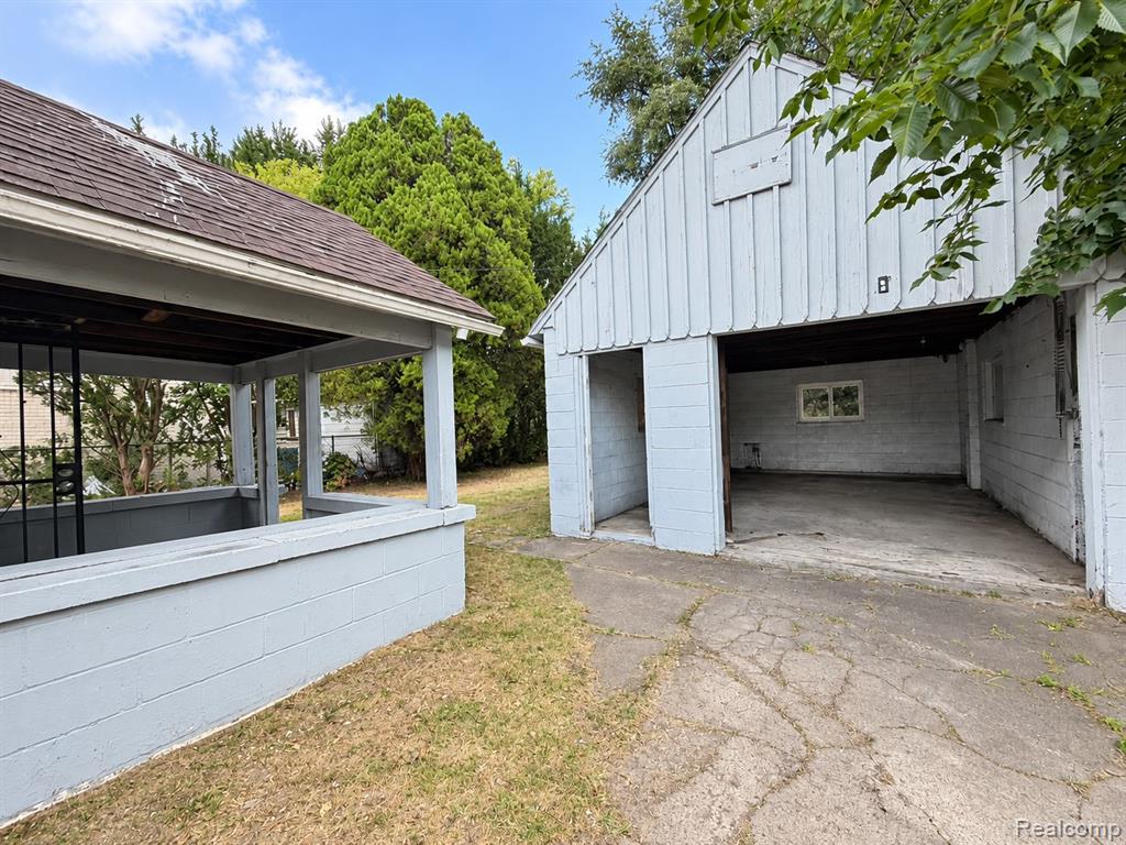 16860 Greenfield Road Detroit, MI 48235 - Photo 7 of 21 Gallery Image 7