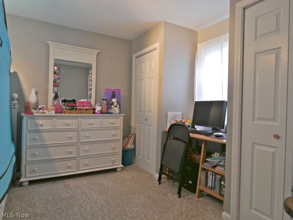 5012 Anderson Road Cleveland, OH 44124 - Photo 13 of 21