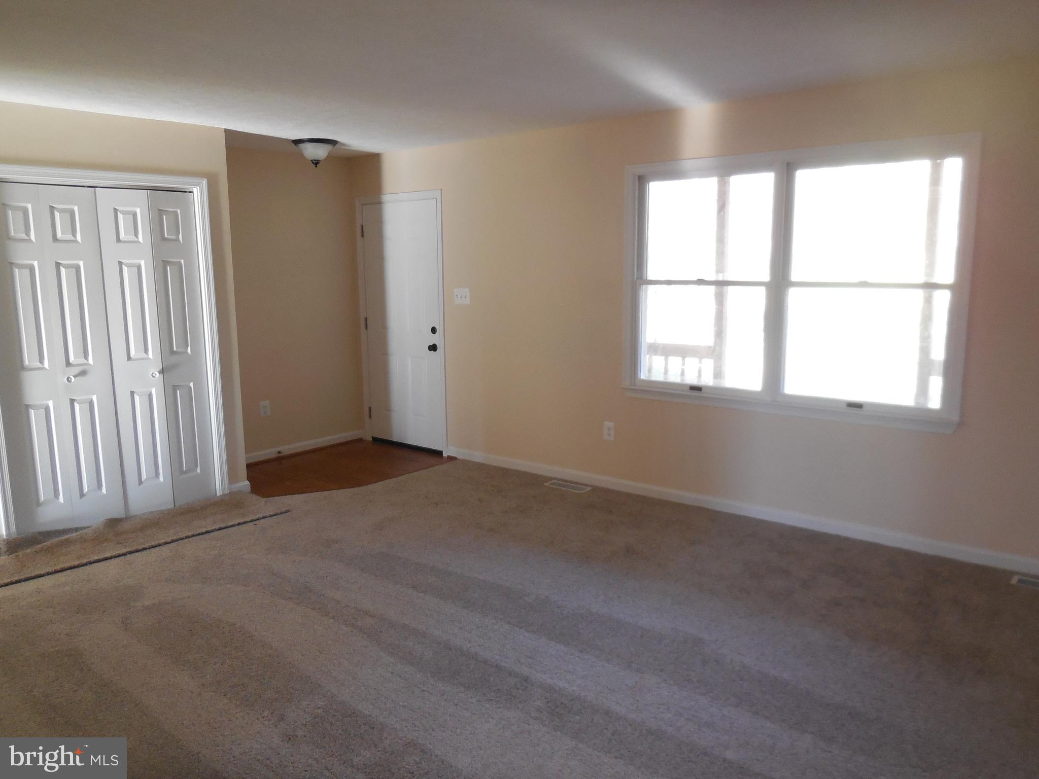 16255 Inheritance Drive Brandywine, MD 20613 - Photo 14 of 41 Living Room