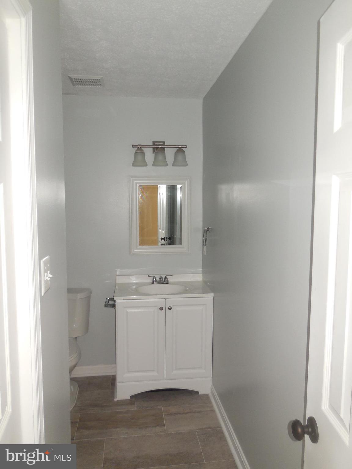 16255 Inheritance Drive Brandywine, MD 20613 - Photo 28 of 41 Hall Bath