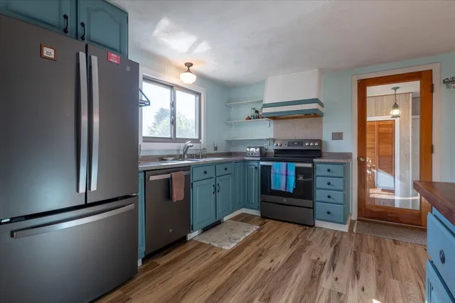 $459,000 | 11 Sunny Field Lane, Warren, ME 04864