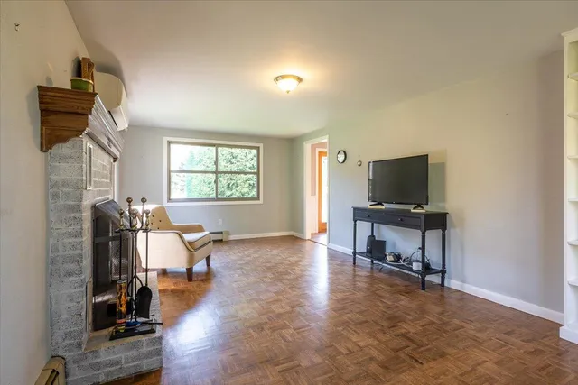 $459,000 | 11 Sunny Field Lane, Warren, ME 04864