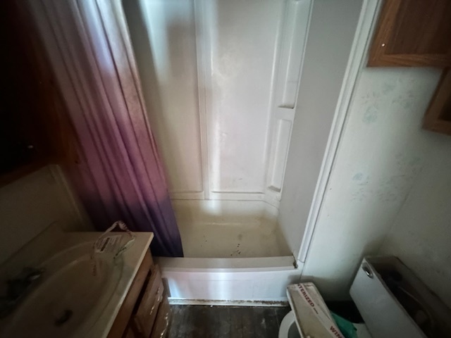 529 North 2nd Street Watseka, IL 60970 - Photo 5 of 11 a view of wooden floor and chair