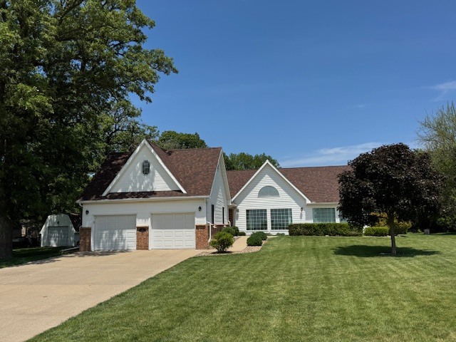 15863 East 2120 N Road Pontiac, IL 61764 - Photo 1 of 49