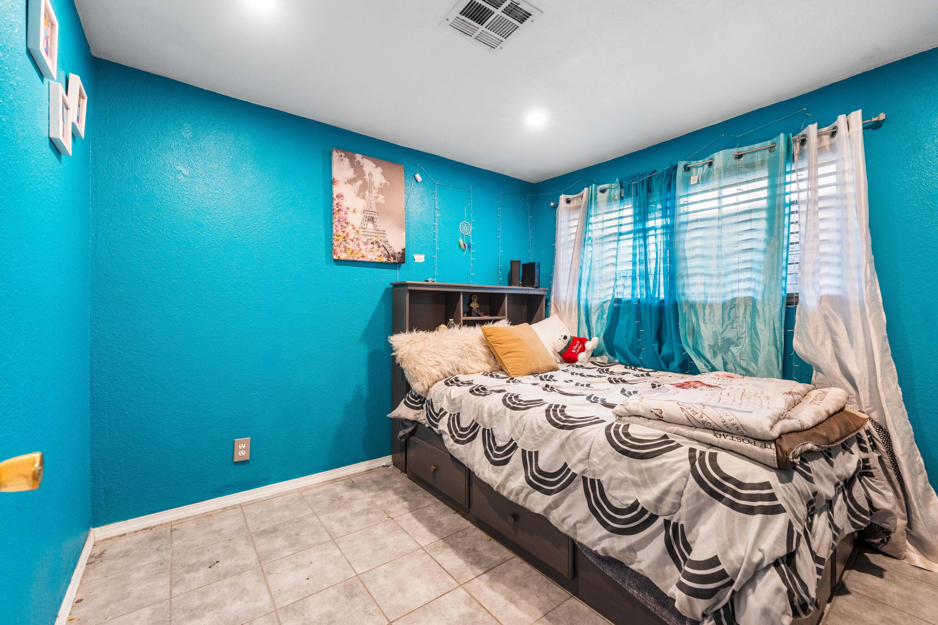 1258 Ave. R Palmdale, CA 93550 - Photo 14 of 15 E Ave R5-12