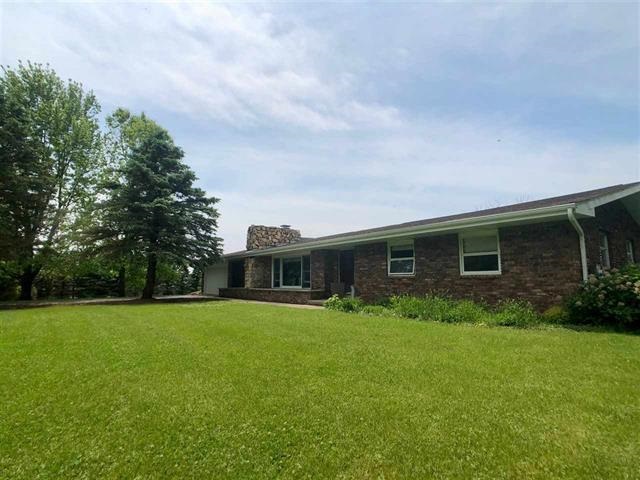 8502 North Hedge Road Byron, IL 61010 - Photo 4 of 19 Gallery Image 4