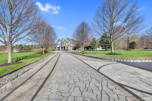 $2,500,000 | 316 Brola Road, Middletown, NY 10940