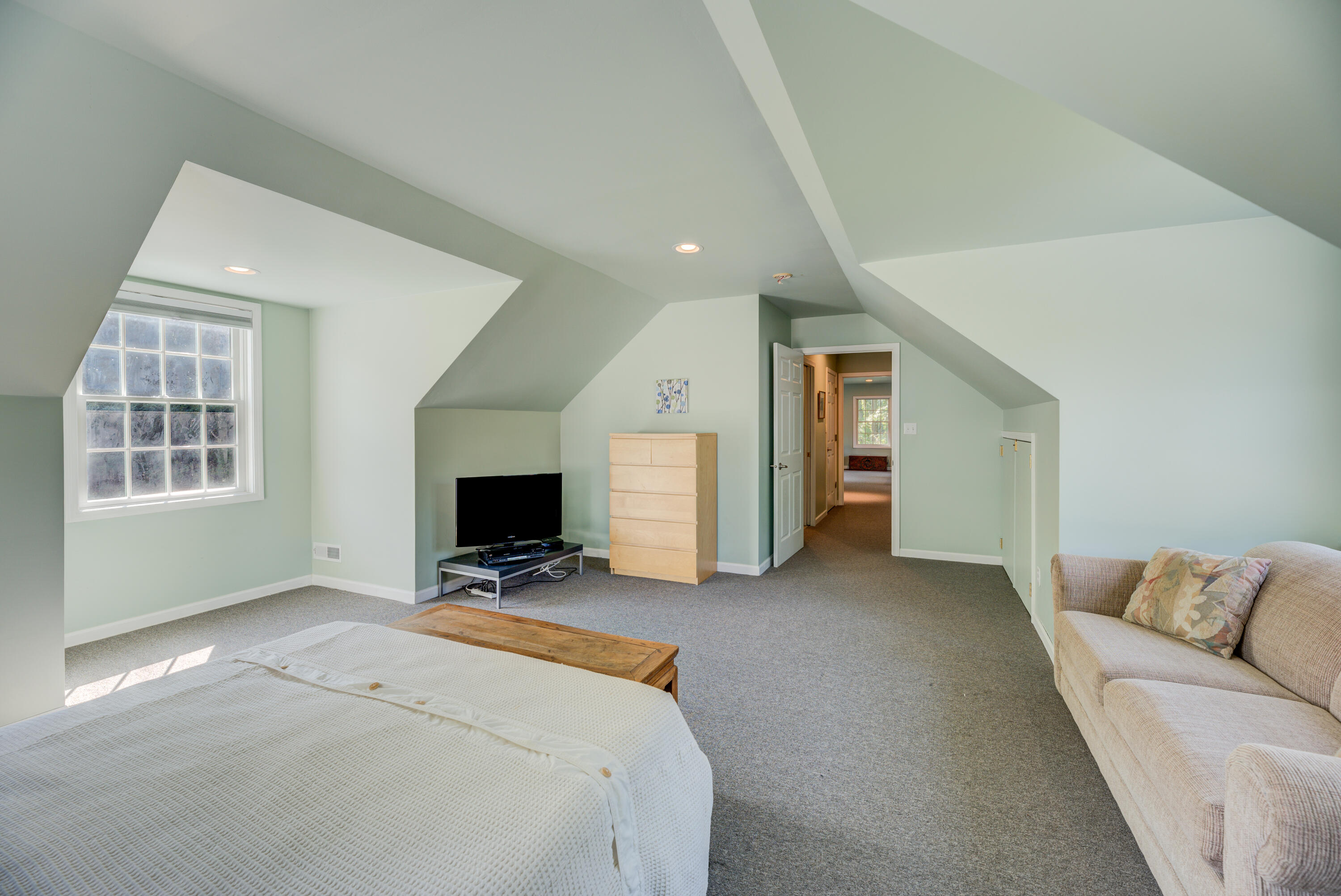 3893 West Kaiser Road Three Oaks, MI 49128 - Photo 12 of 22 Bed-4.2