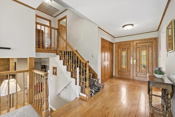 $525,000 | 1903 East Ivy Lane, Mount Prospect, IL 60056