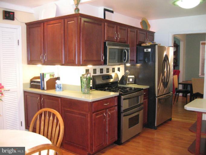 12607 Pentenville Road Silver Spring, MD 20904 - Photo 13 of 30 Kitchen