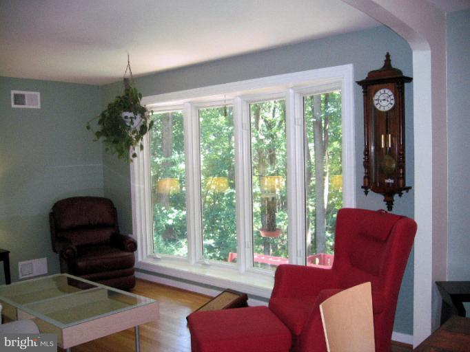 12607 Pentenville Road Silver Spring, MD 20904 - Photo 4 of 30 Interior (General)