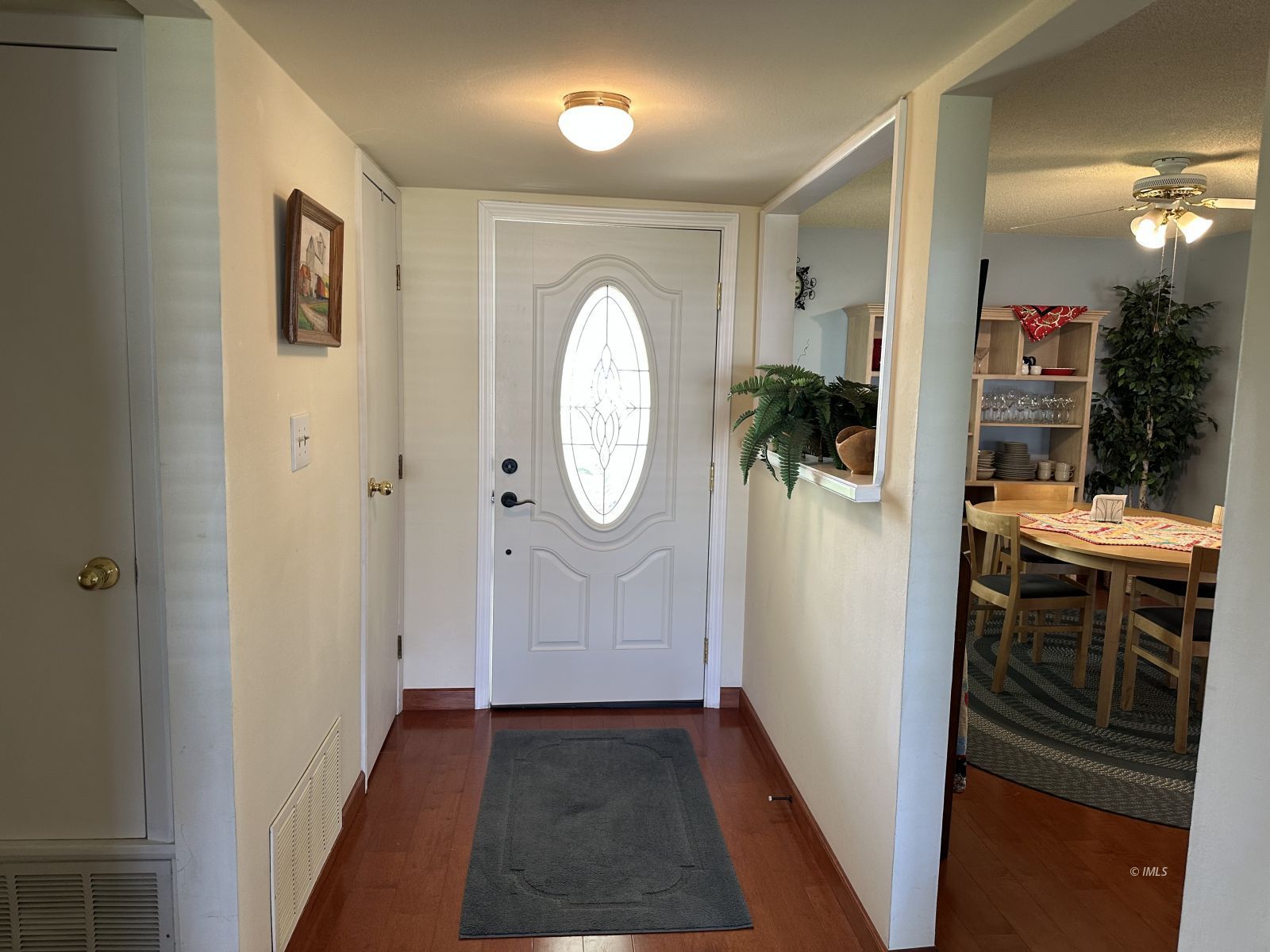 106 Juniper Road Big Pine, CA 93513 - Photo 19 of 33 Front Door