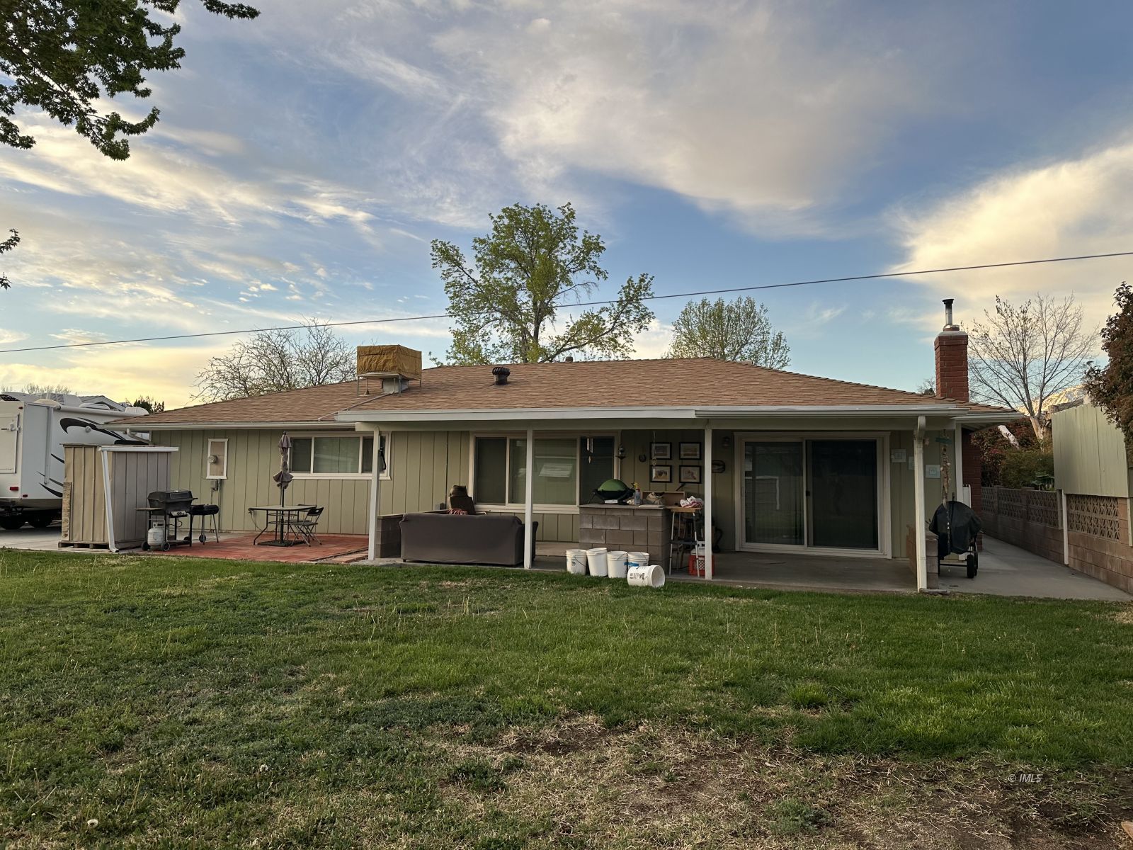 106 Juniper Road Big Pine, CA 93513 - Photo 23 of 33 Back of House
