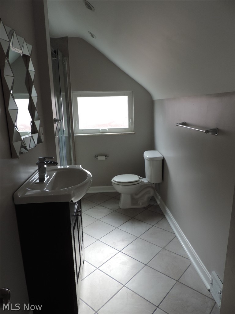 6114 Manchester Road Parma, OH 44129 - Photo 18 of 25