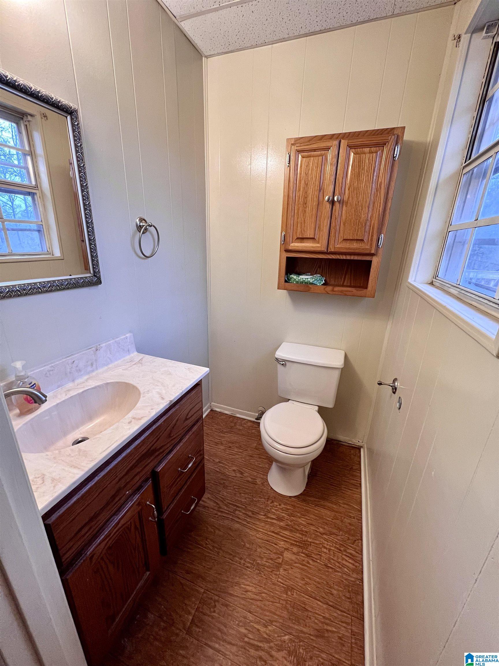 808 Ridgeway Drive Oneonta, AL 35121 - Photo 3 of 16