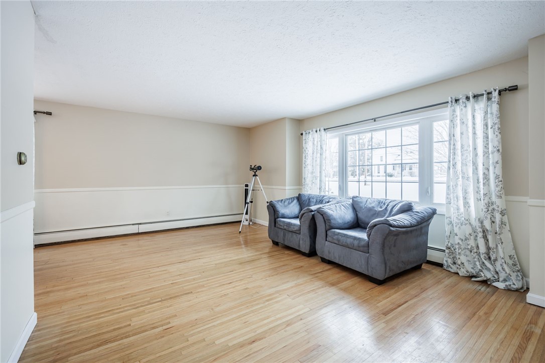 81 Curtis Road Parma, NY 14468 - Photo 25 of 50 FAMILY ROOM