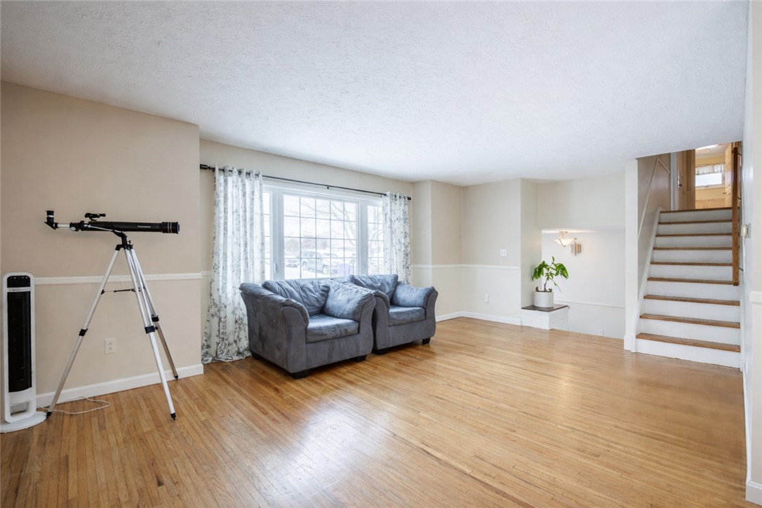 81 Curtis Road Parma, NY 14468 - Photo 9 of 50 FAMILY ROOM