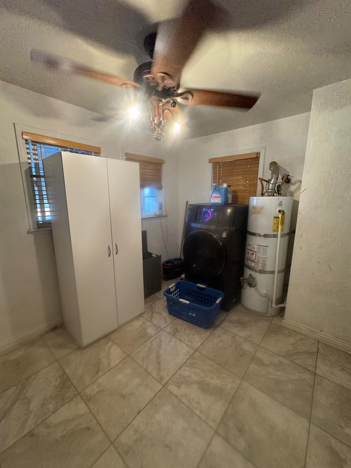 541 High Street Modesto, CA 95354 - Photo 8 of 22 Gallery Image 8