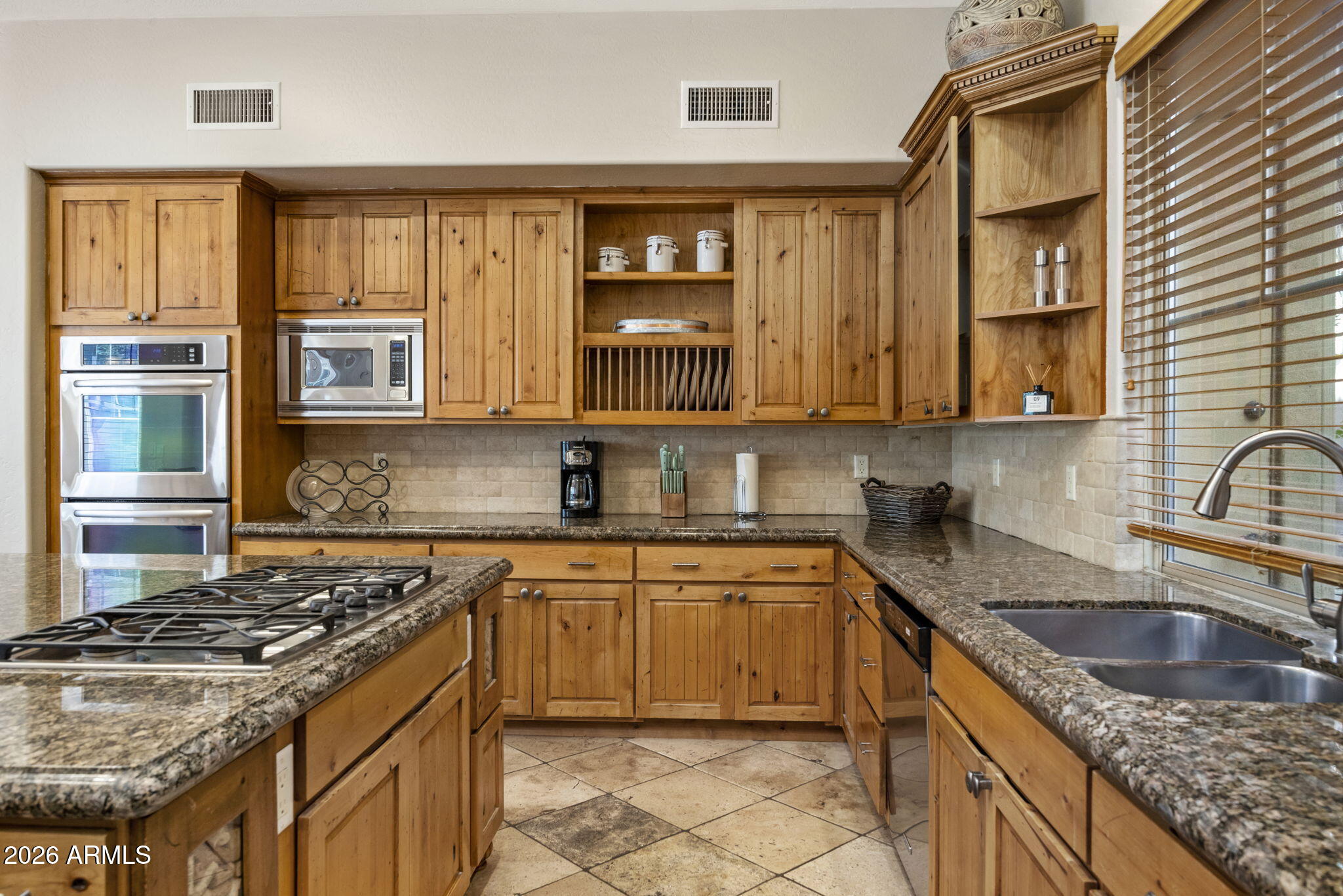 9572 East Mountain Spring Road Scottsdale, AZ 85255 - Photo 9 of 41 Kitchen