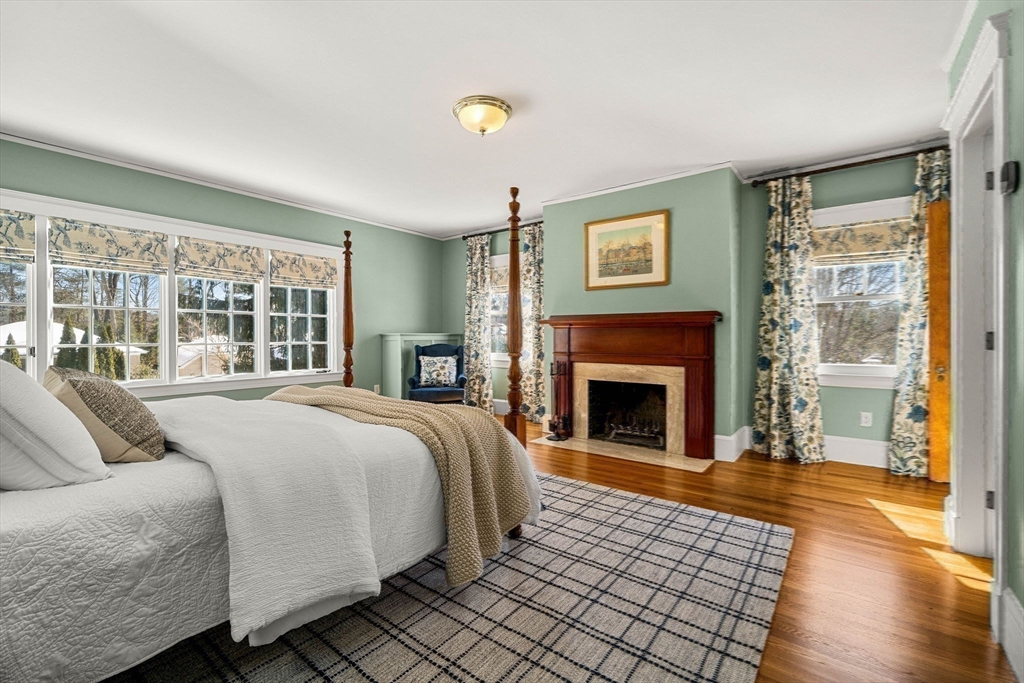 240 Upland Road Newton, MA 02460 - Photo 14 of 27 Gallery Image 14