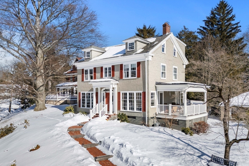240 Upland Road Newton, MA 02460 - Photo 24 of 27 Gallery Image 24