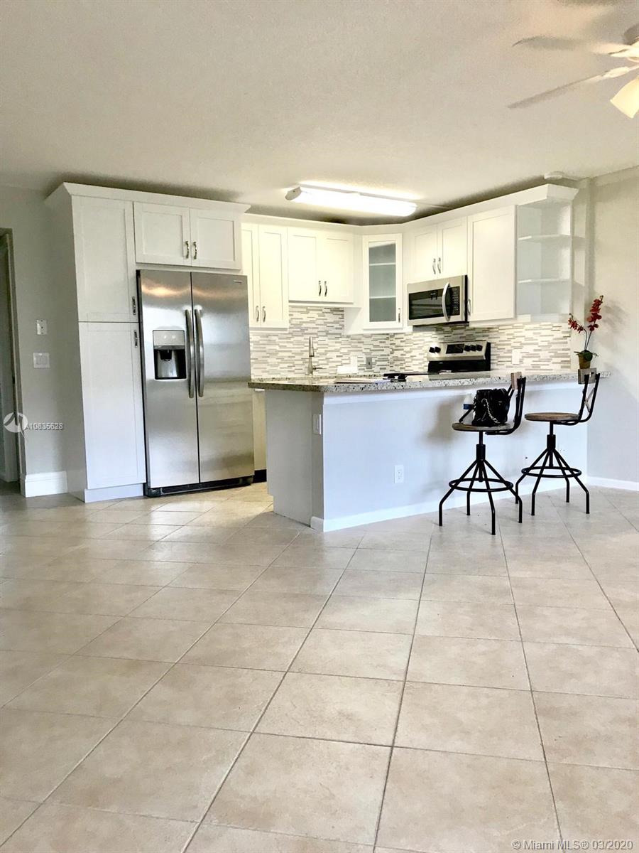 86 Mansfield East, Unit C Boca Raton, FL 33434 - Photo 1 of 36 Gallery Image 1
