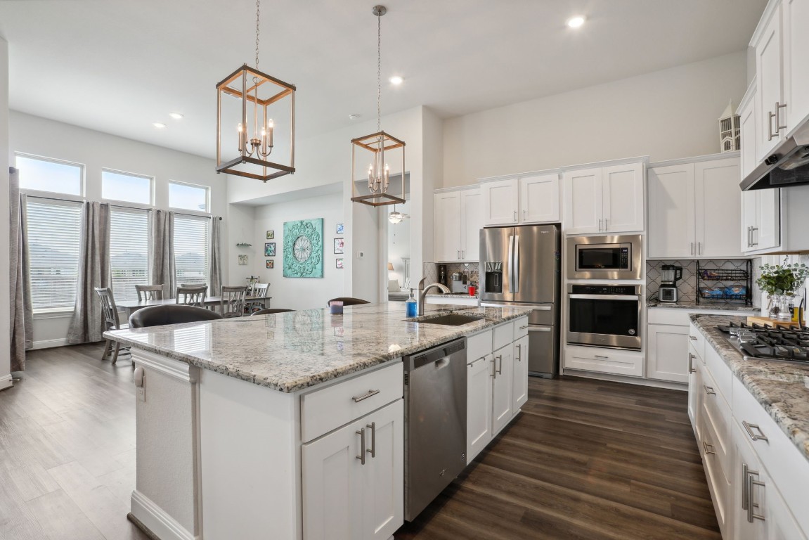 688 Spinnaker Loop Kyle, TX 78640 - Photo 1 of 1 Gallery Image 1