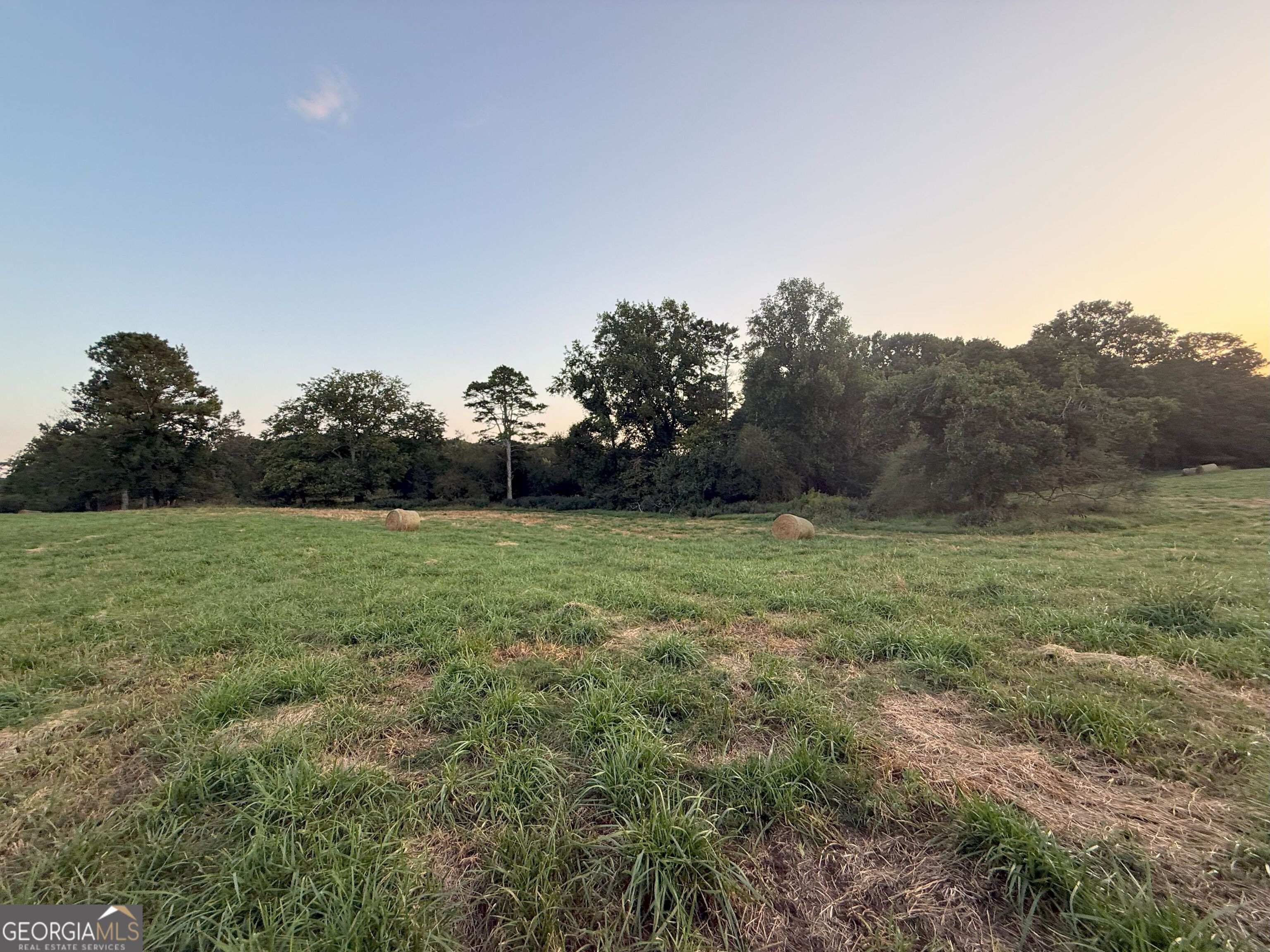 9 West L Williams Road Commerce, GA 30530 - Photo 10 of 34 a view of outdoor space and yard