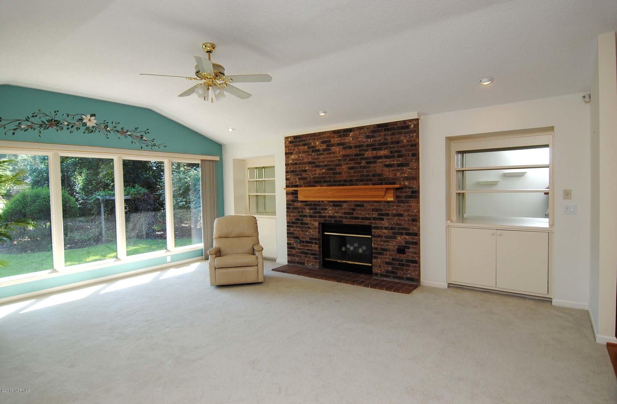 143 Olde Point Road Hampstead, NC 28443 - Photo 11 of 33 10