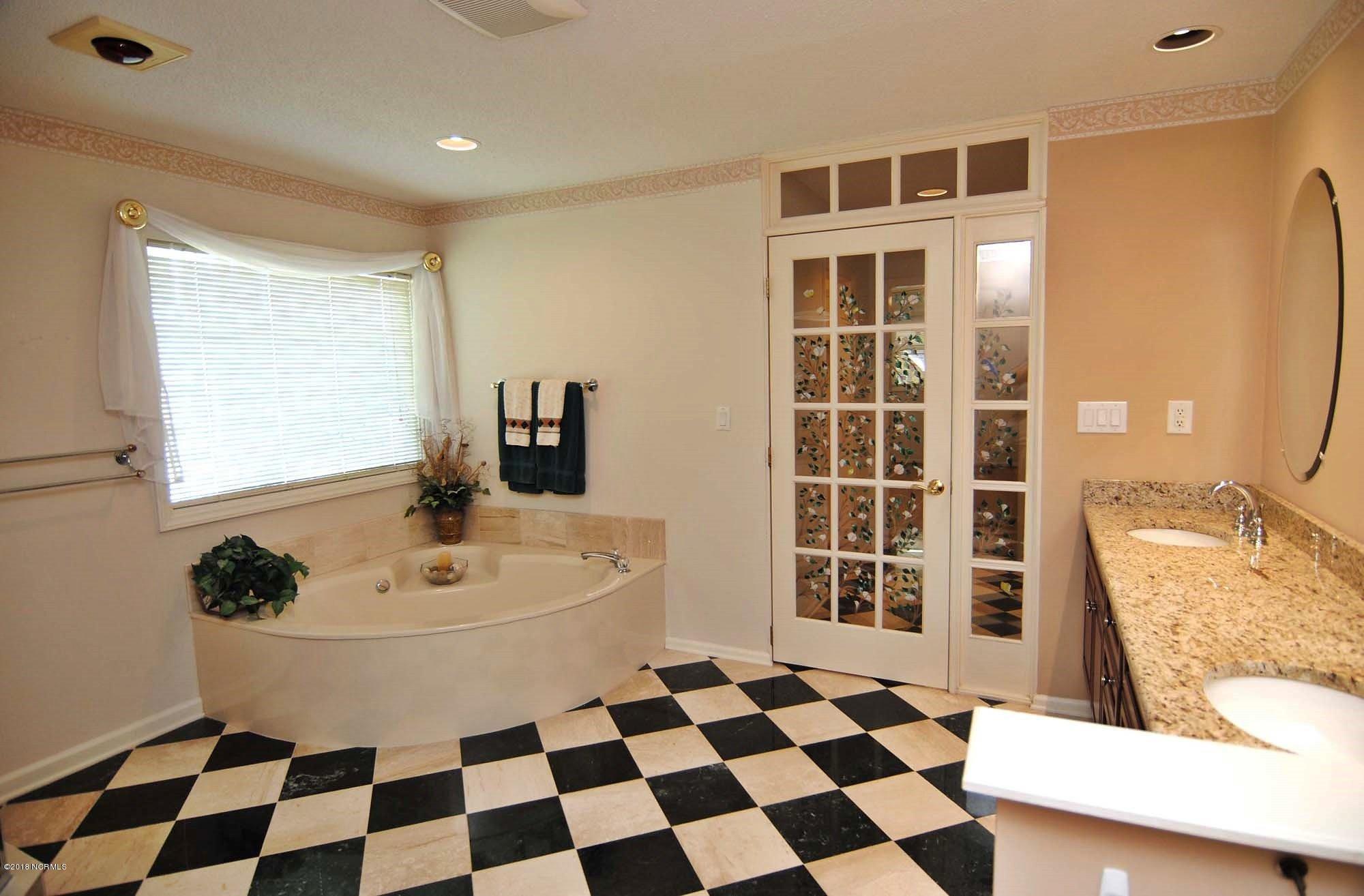 143 Olde Point Road Hampstead, NC 28443 - Photo 27 of 33 26
