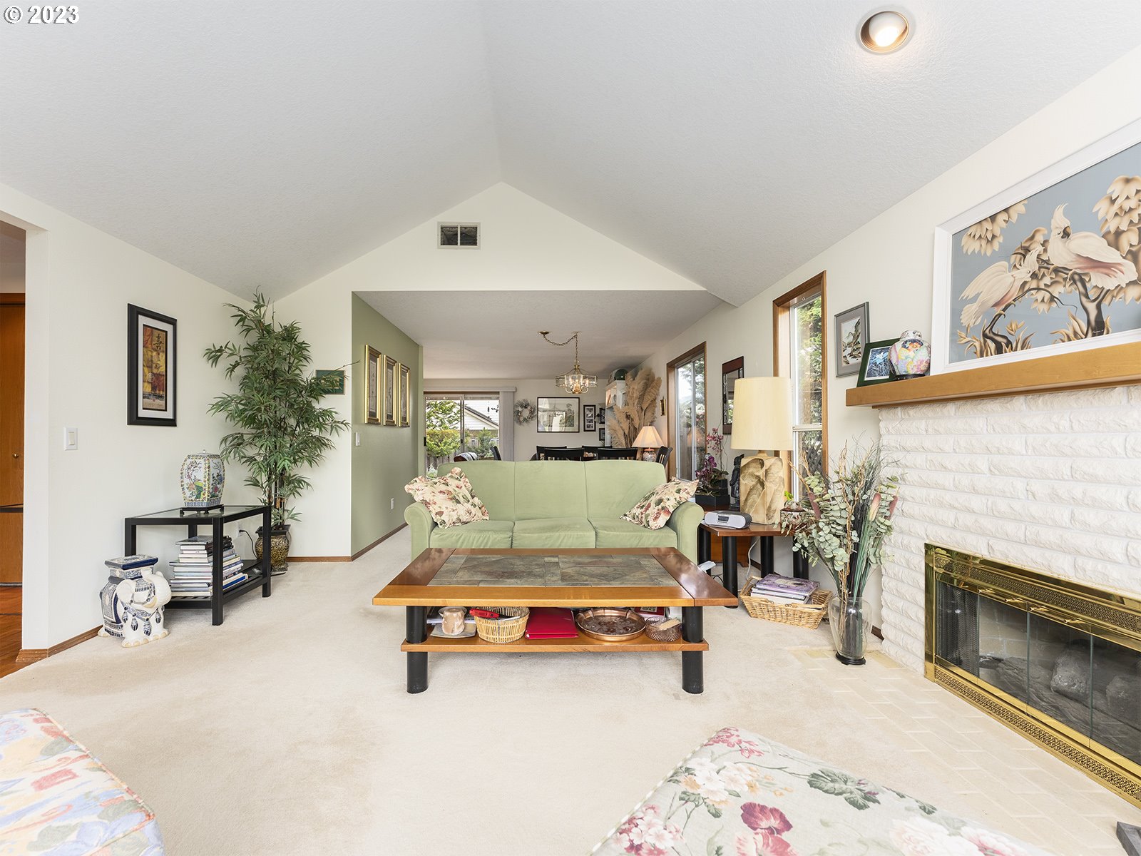 12750 Southwest Overgaard Street Portland, OR 97224 - Photo 6 of 34 Great Room