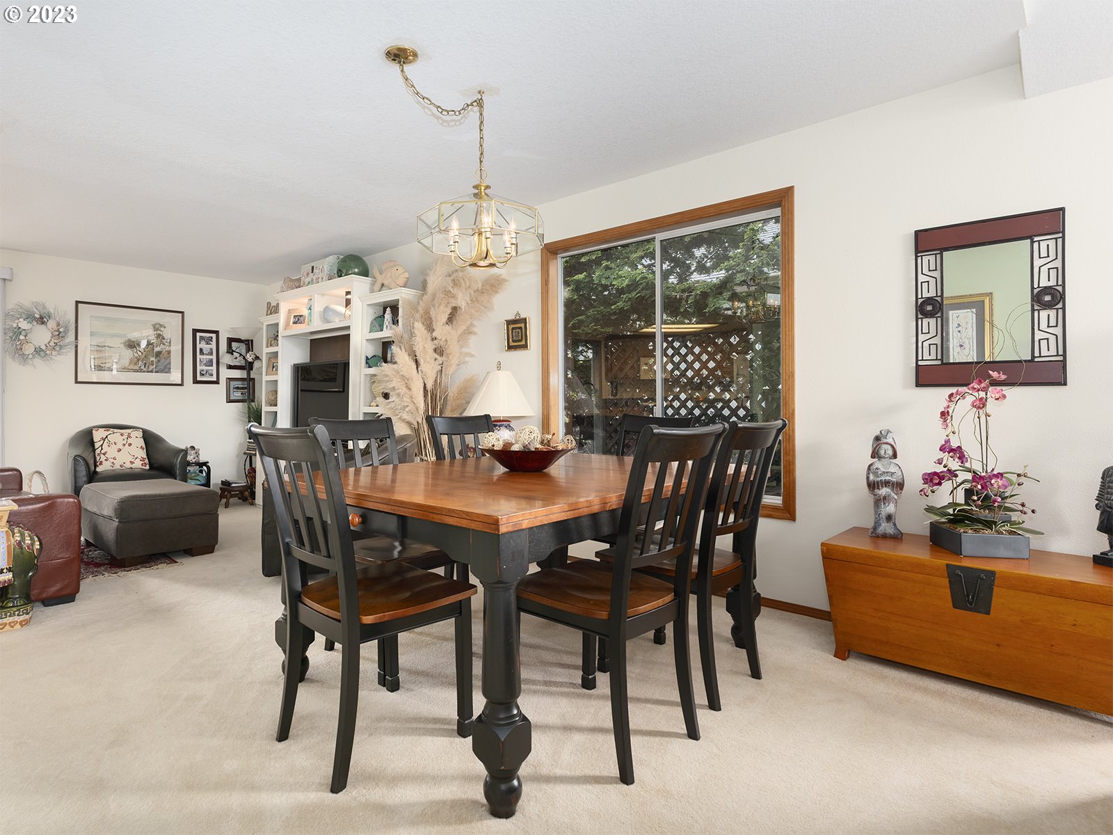 12750 Southwest Overgaard Street Portland, OR 97224 - Photo 8 of 34 Dining Area