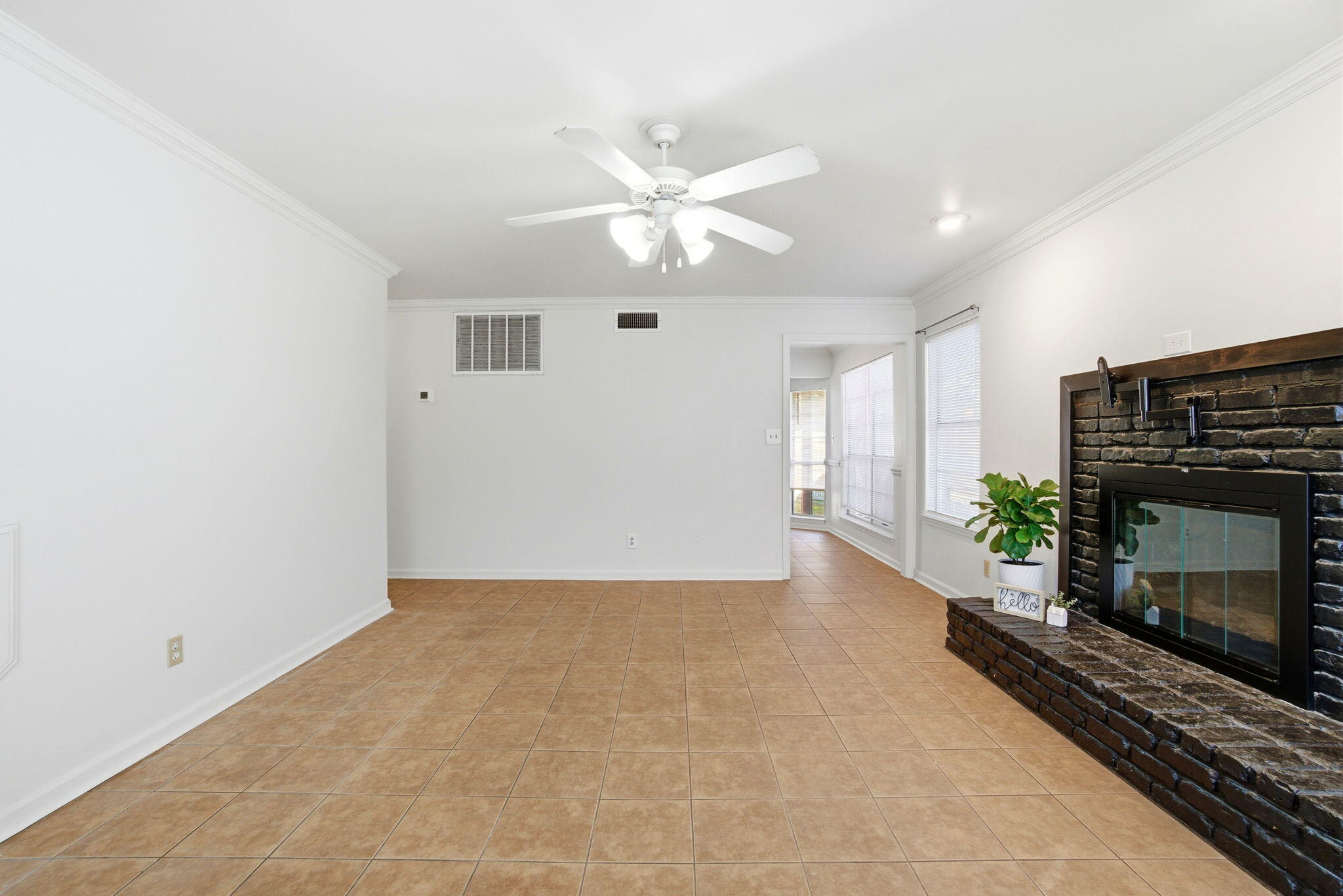 2501 Georgetown Lane Fort Walton Beach, FL 32547 - Photo 9 of 47 7-web-or-mls-2501-georgetown-ln