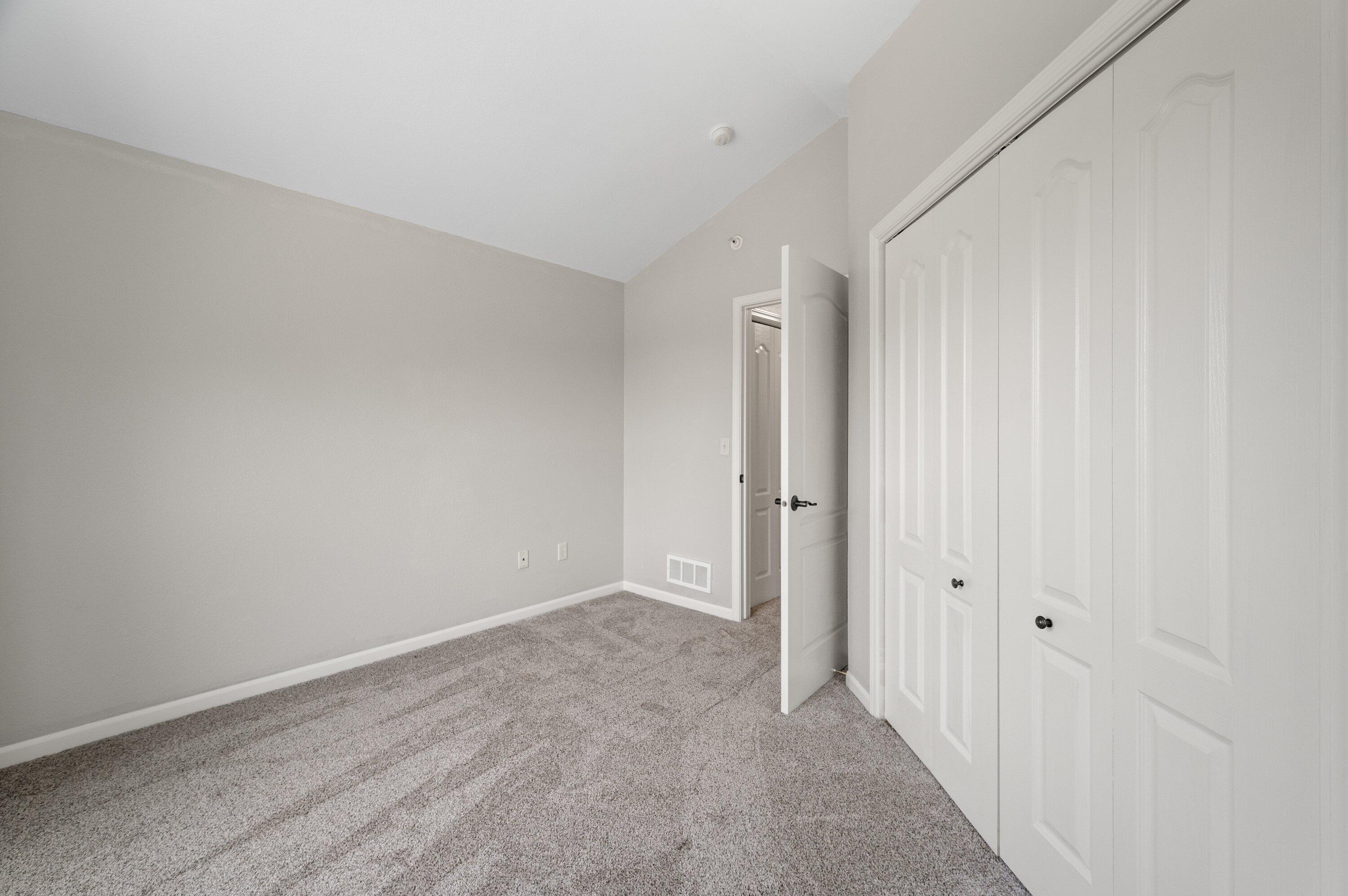 9301 South Cobblestone Way, Unit H Franklin, WI 53132 - Photo 25 of 33 0123