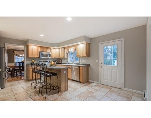 433 Waverly Road North Andover, MA 01845 - Photo 4 of 24 Gallery Image 4