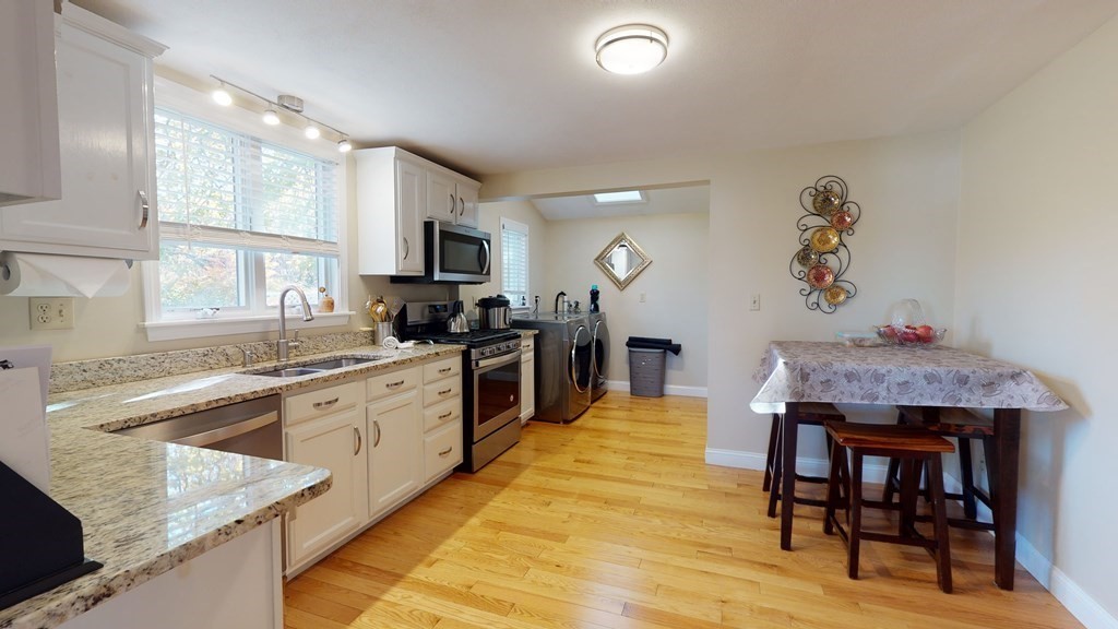 163 Bridge Road Salisbury, MA 01952 - Photo 6 of 42