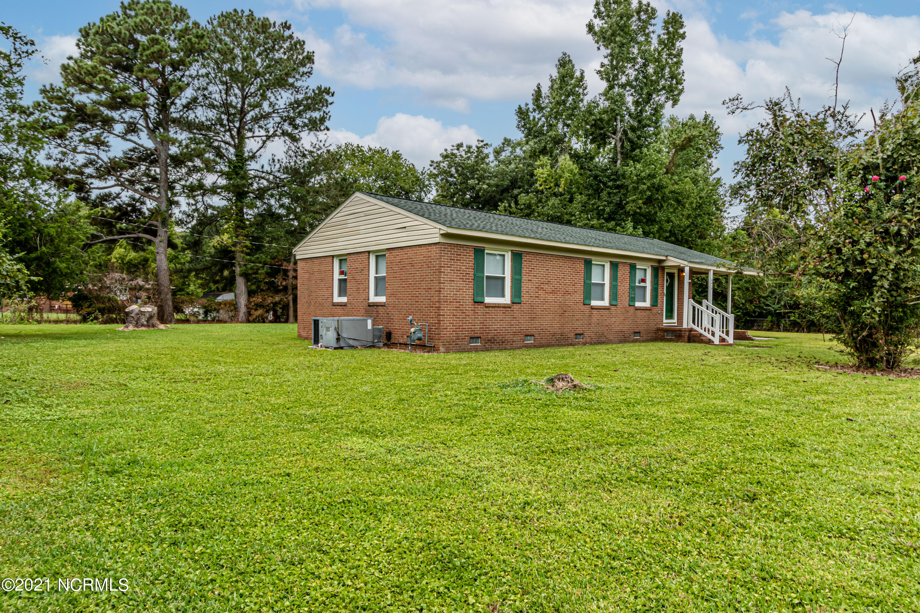 4415 Old Cherry Point Road New Bern, NC 28560 - Photo 33 of 36 SHELBY (3 of 16)