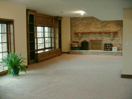 201 Huch Farm Road Mars, PA 16046 - Photo 7 of 8 Gallery Image 7