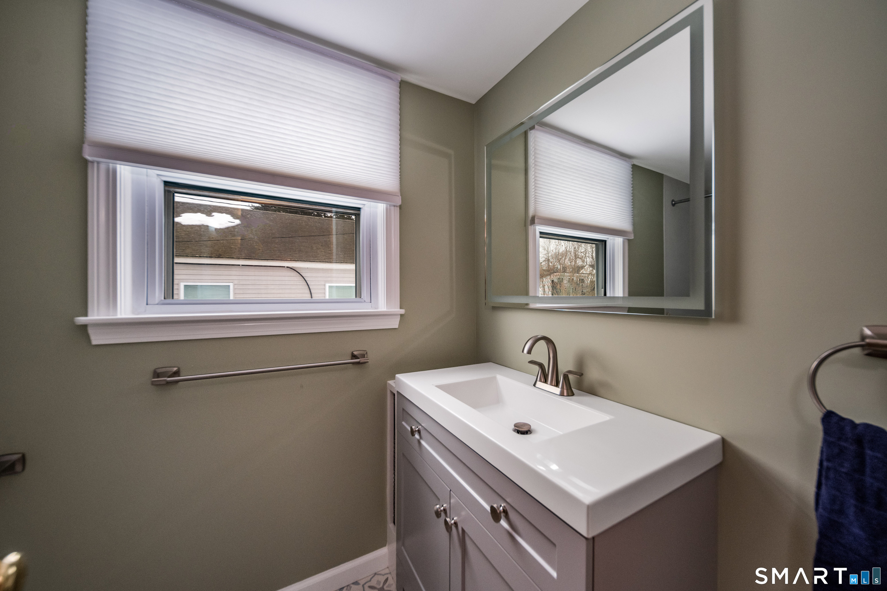 41 Harbor Avenue Madison, CT 06443 - Photo 21 of 28