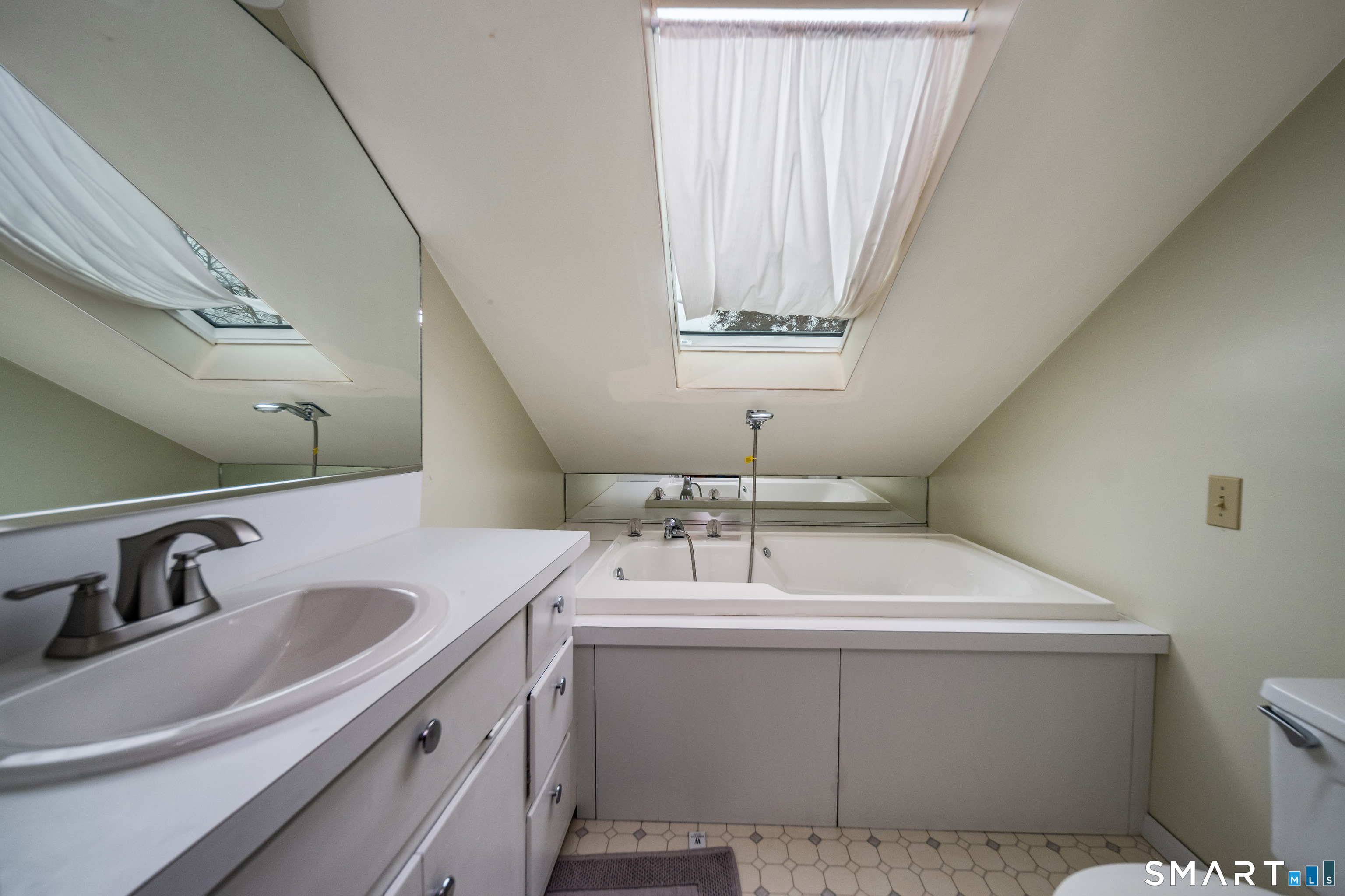 41 Harbor Avenue Madison, CT 06443 - Photo 22 of 28